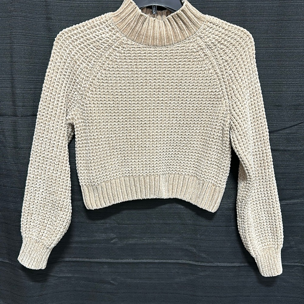 27. Truth women’s Knitted tan‎ Small sweater / cropped / chenille / Box 12-54